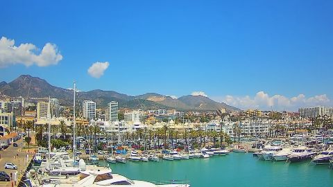 Benalmadena uosto tiesioginė kamera tiesioginės kameros peržiūra
